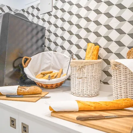 Cupido Boutique 3* باغيرا